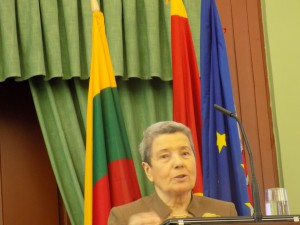 Dr . Ada Azaravičienė - vadovavusi LUMA